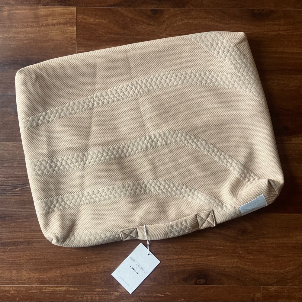 🔥CLOSET CLEAR OUT🔥NEW Brigette Romanek x LayLo Dog Beg Cover
